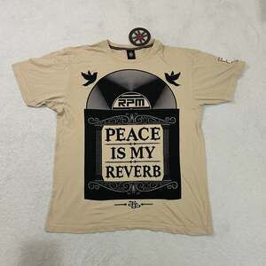 S.O. Terik Art Collective Peace Is My Reverb R.P.M. Graphic T-Shirt